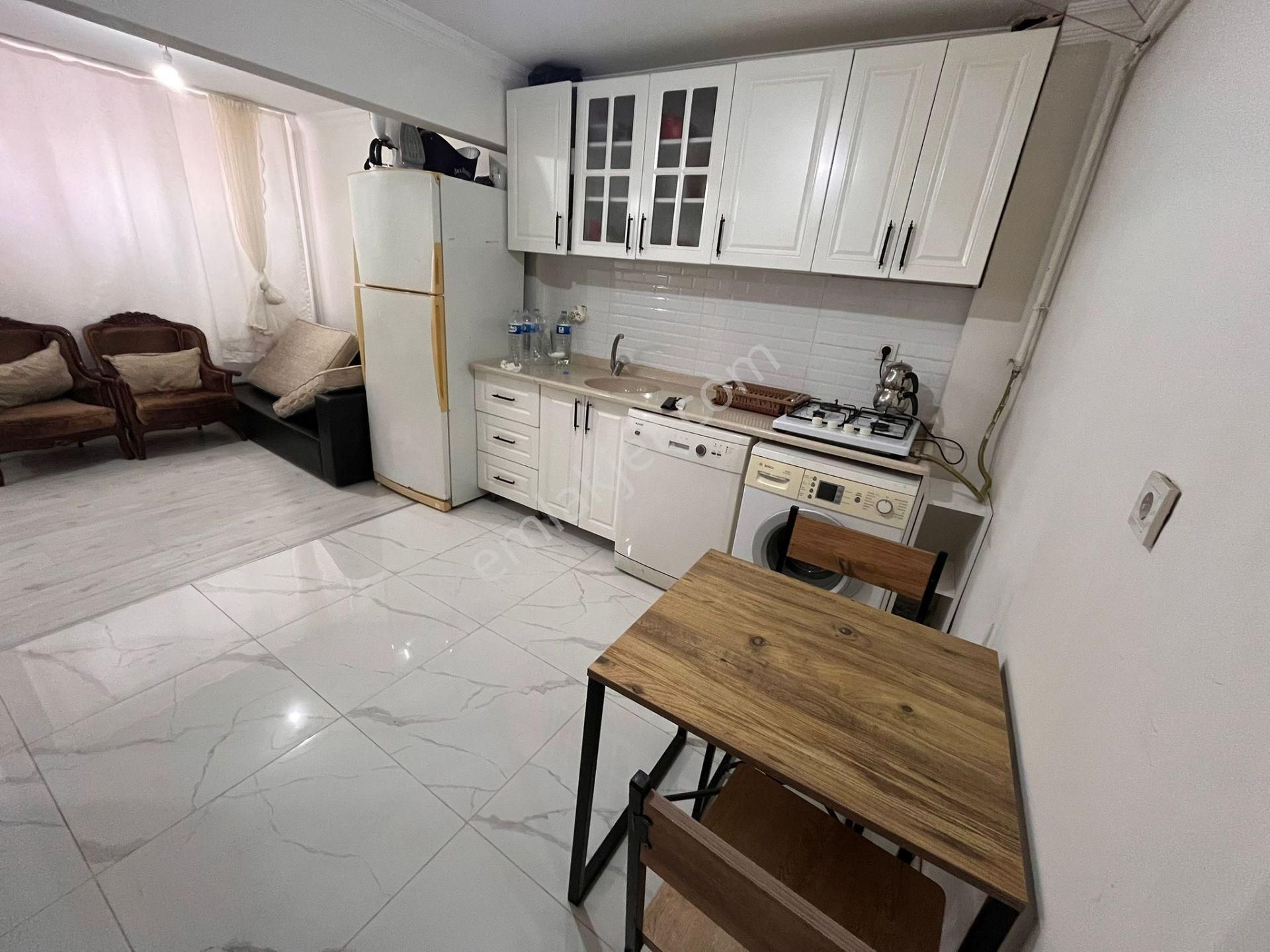 Sahibinden Balat'ta 1+1 Eşyalı