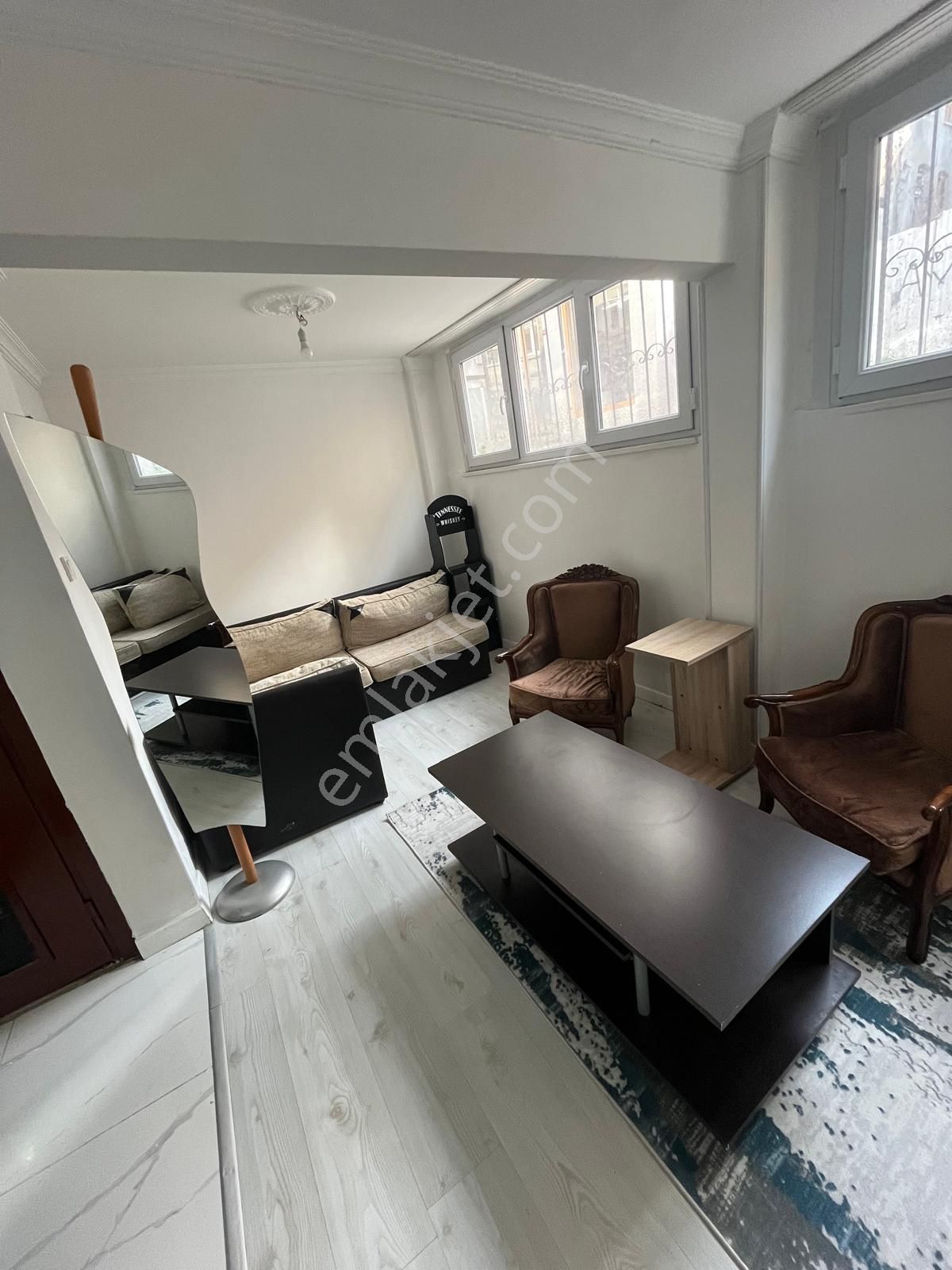 Sahibinden Balat'ta 1+1 Eşyalı - Görsel 9