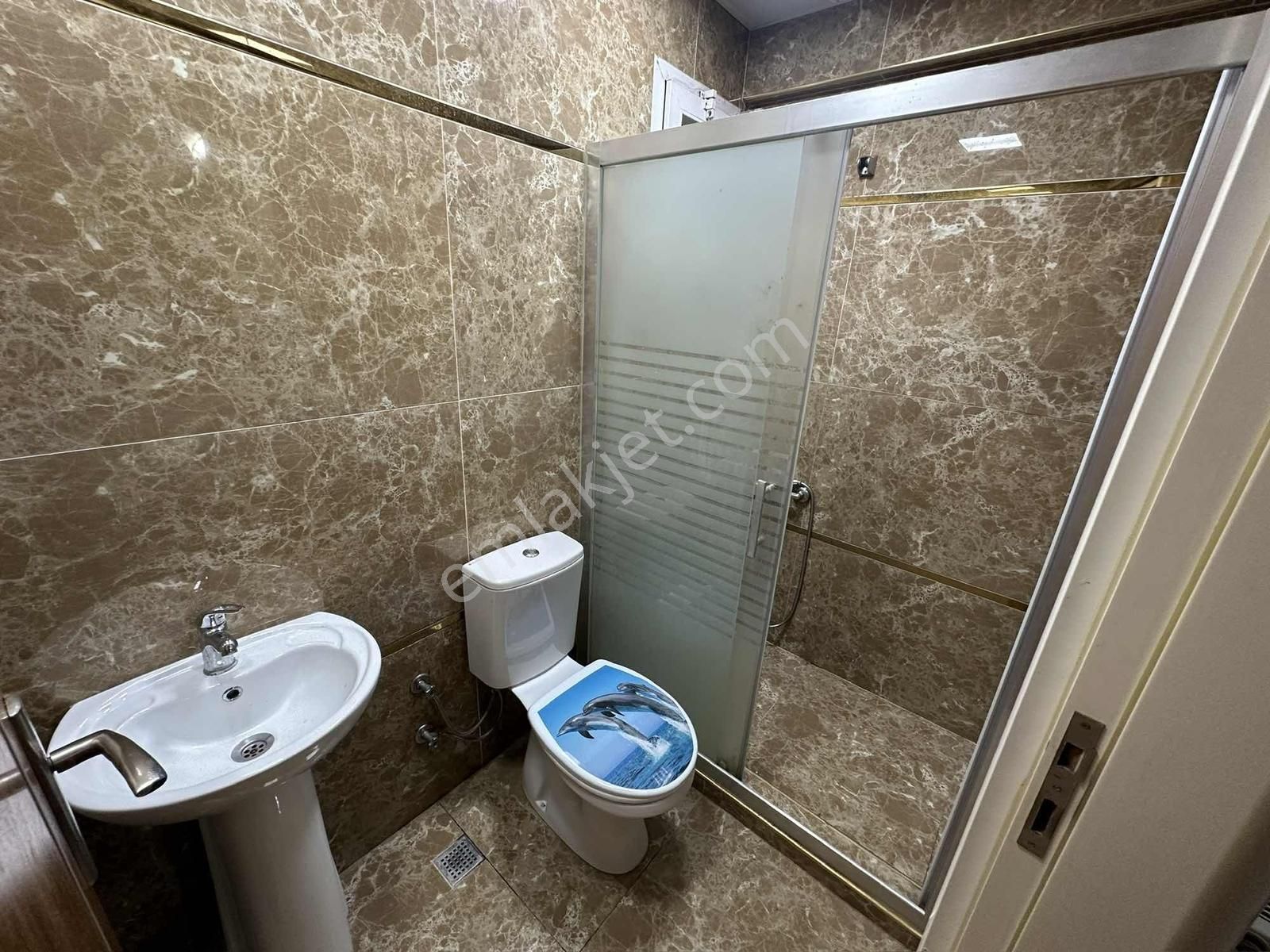 Sevgi Yolu Üzerinde - Beledıye Yakını Asansörlü Lüxxx 3+1 Acil - Görsel 19