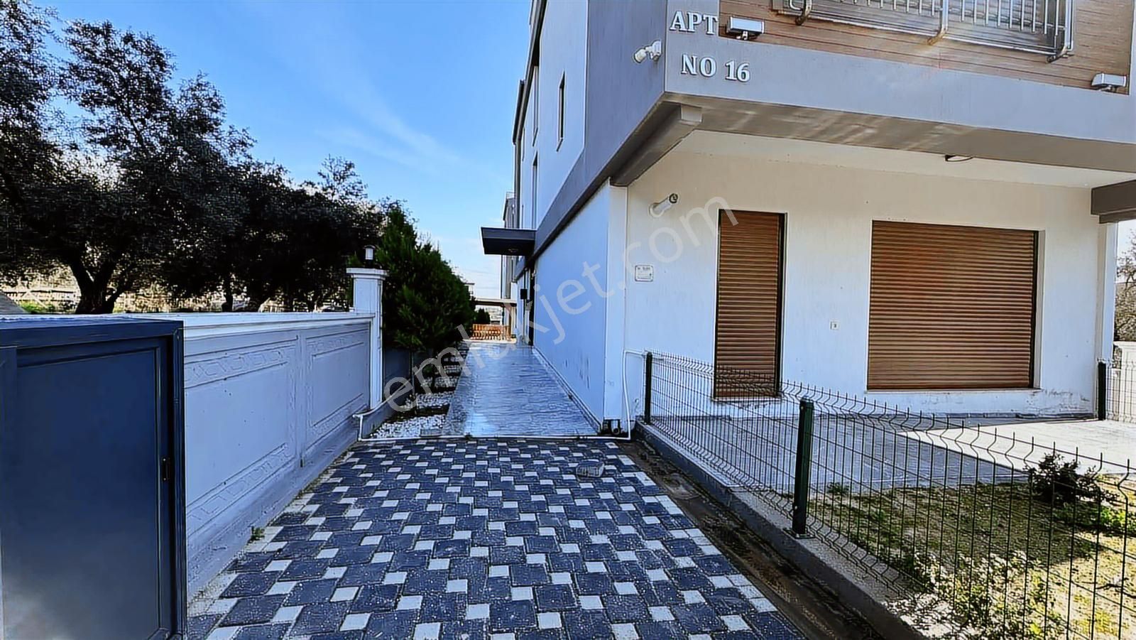İlk Sahibi Siz Olun | Butik Sitede | Ara Kat 3+1 160 M2 - Görsel 21