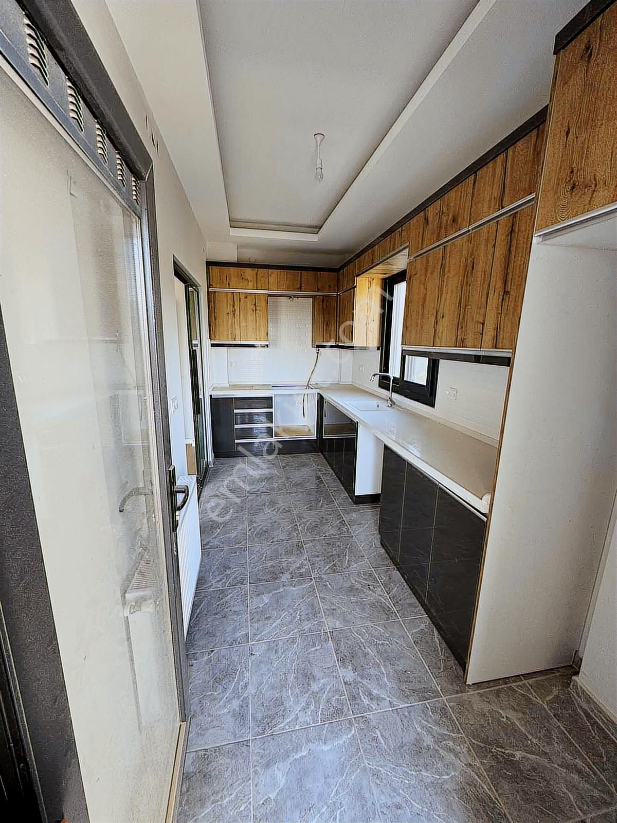İlk Sahibi Siz Olun | Butik Sitede | Ara Kat 3+1 160 M2 - Görsel 11