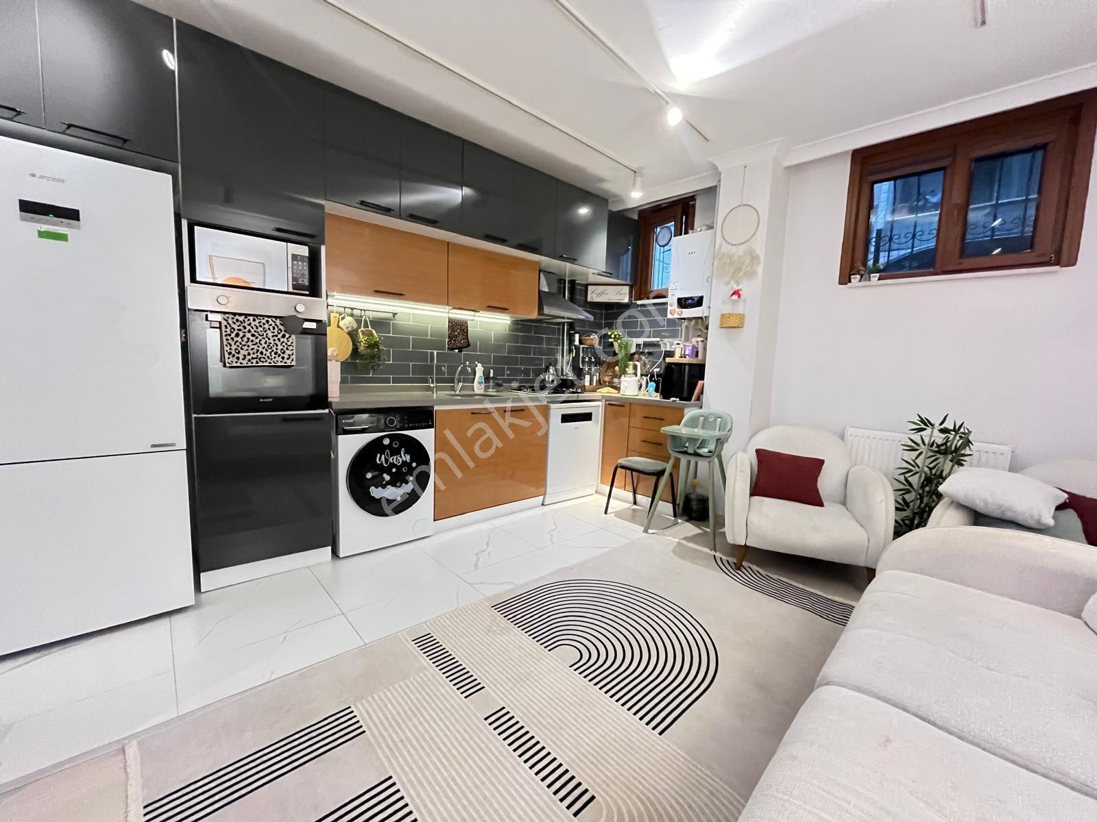 Seba'dan Fevziçakmak 1+1 60m2 Özel Lüks Yapılı Satılık Bahçeli Bahçe Katı - Görsel 5