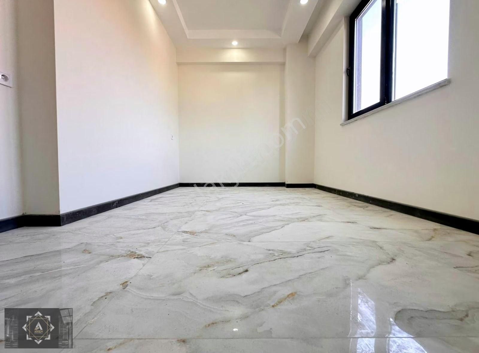 Arsenden Kaymakamlığa Yakın Lüks Dizayn Ferah Satılık Daireler - Görsel 4