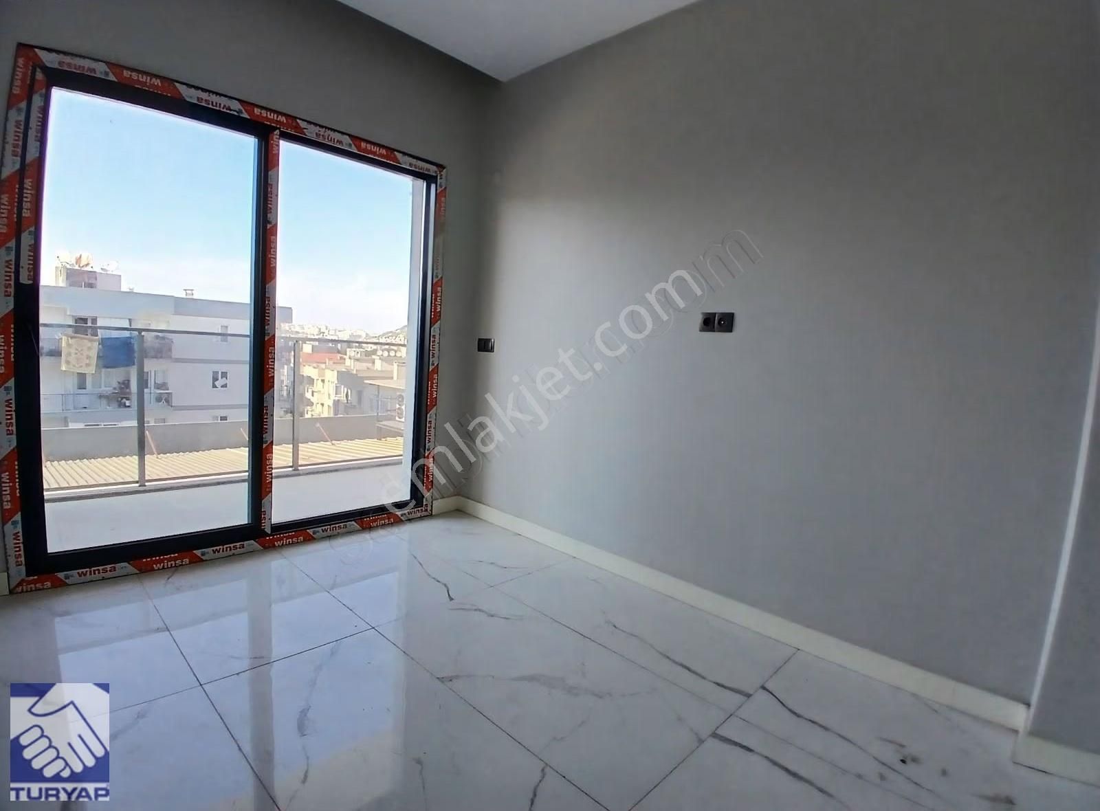 Kusadası Degirmendere Mahallesi Satılık Sıfır 3+1 Daire - Görsel 14