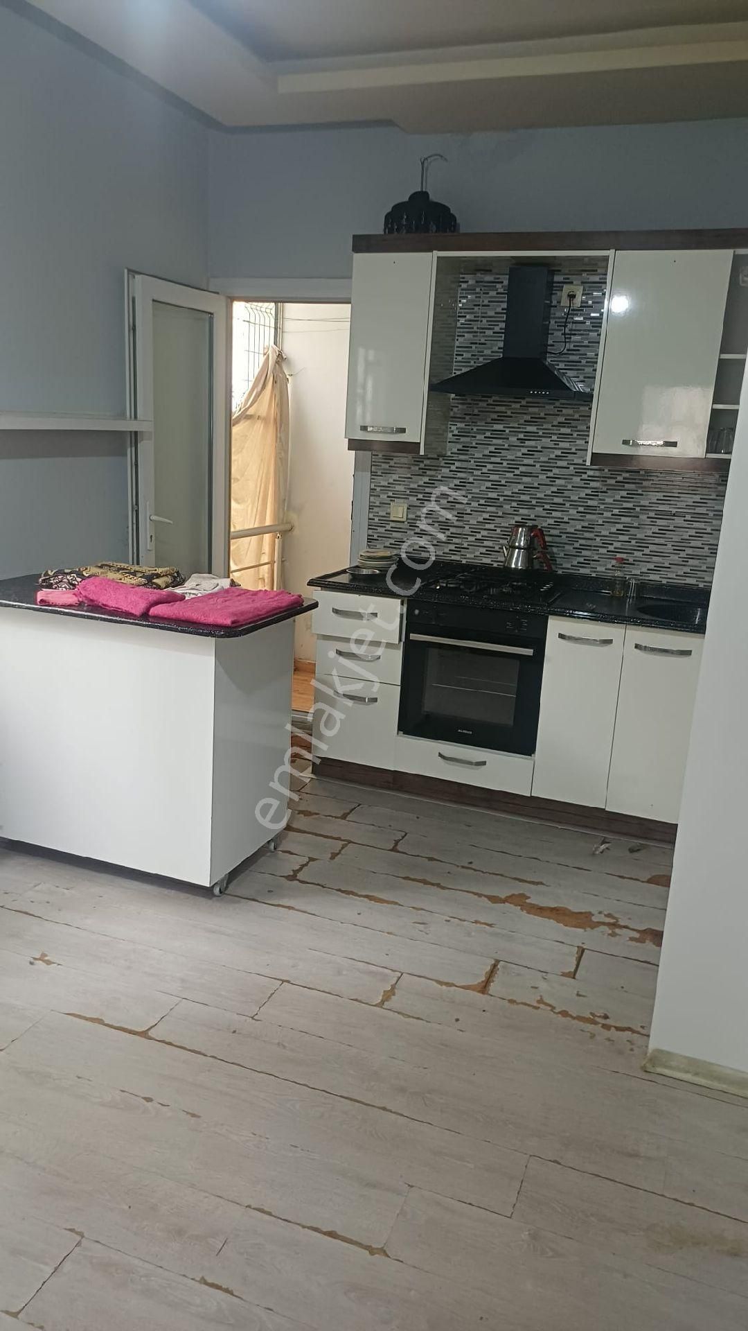 Erdemli Merkez Mahallesi'nde Kiralık 1+1 Daire - Görsel 7