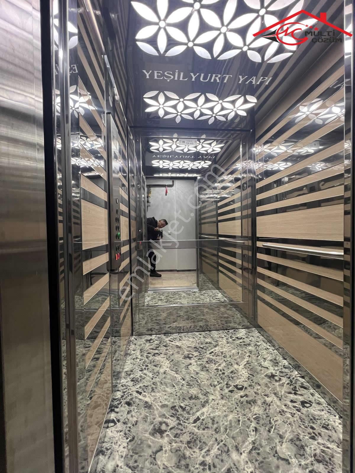 Yenibosna Hürriyet Mahallesinde Satılık 3+1 Ters Dubleks Daire Çift Banyo Çift Bahçe Ve Kış Bahçeli - Görsel 35