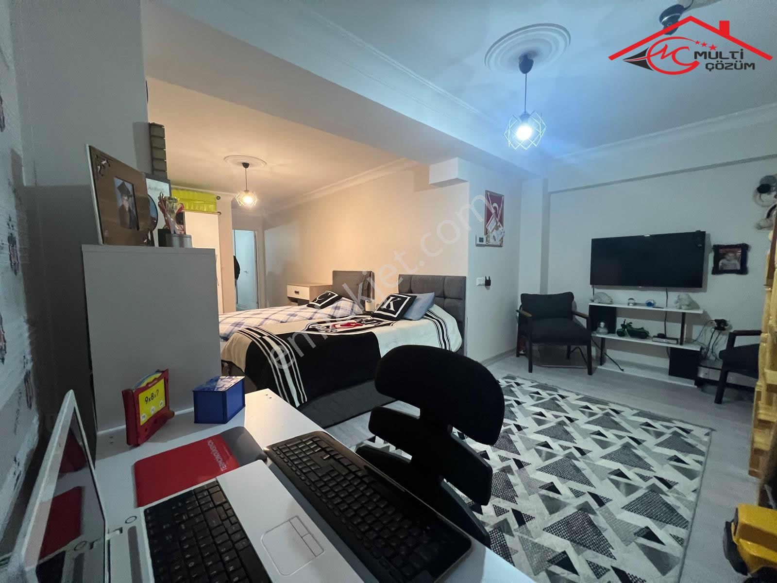 Yenibosna Hürriyet Mahallesinde Satılık 3+1 Ters Dubleks Daire Çift Banyo Çift Bahçe Ve Kış Bahçeli - Görsel 20