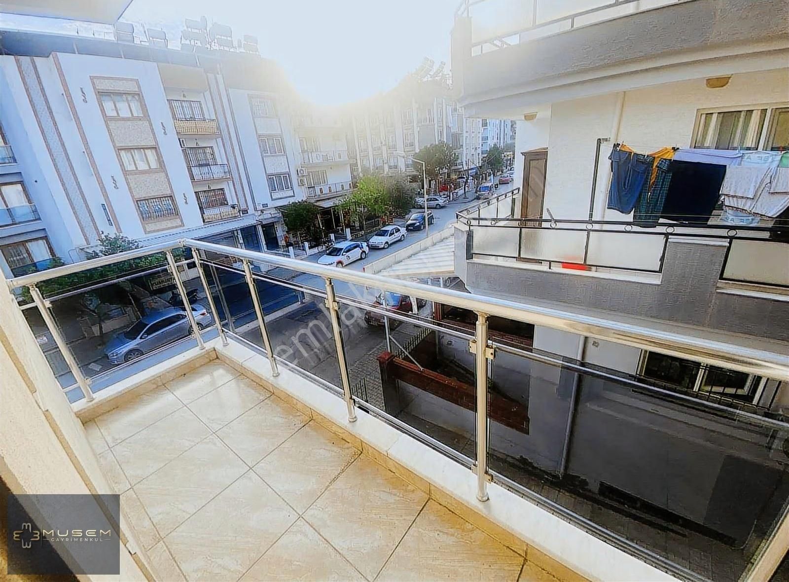 Girne Mahallesinde 2+1 Kiralık Daire - Görsel 12