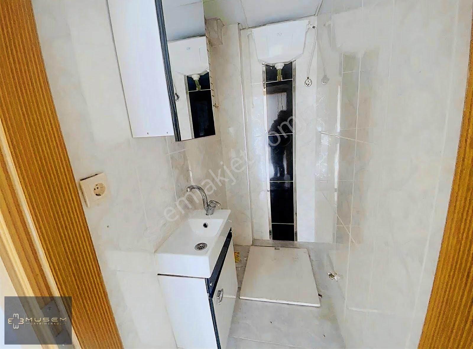 Girne Mahallesinde 2+1 Kiralık Daire - Görsel 7