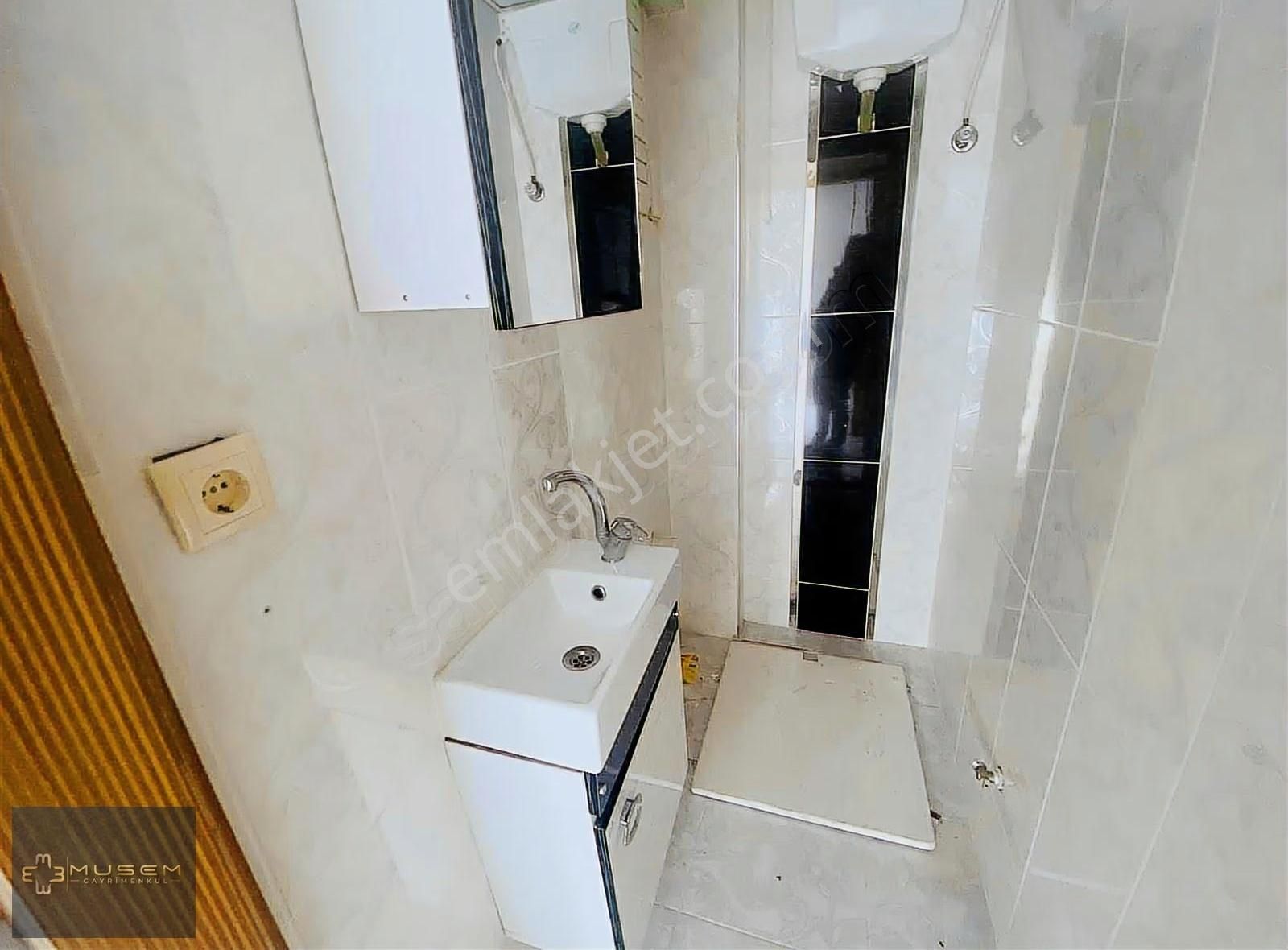 Girne Mahallesinde 2+1 Kiralık Daire - Görsel 6