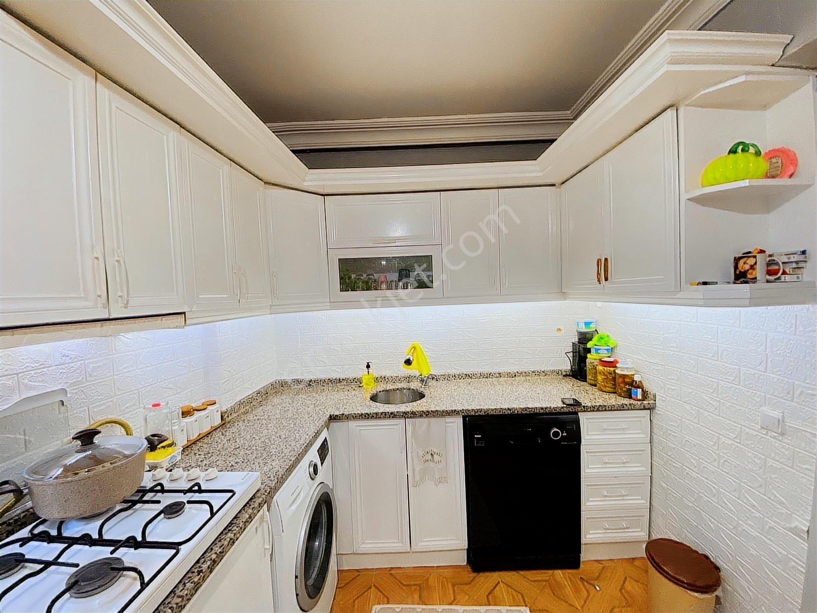 Eyüpsultan Rami Cumada Harika Konumda Satılık 3+1 Arakat Daire - Görsel 27