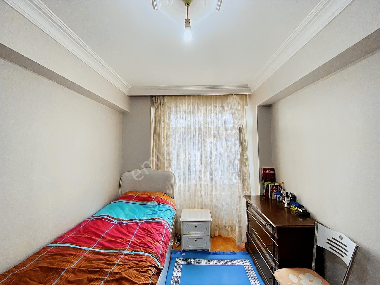 Eyüpsultan Rami Cumada Harika Konumda Satılık 3+1 Arakat Daire - Görsel 10