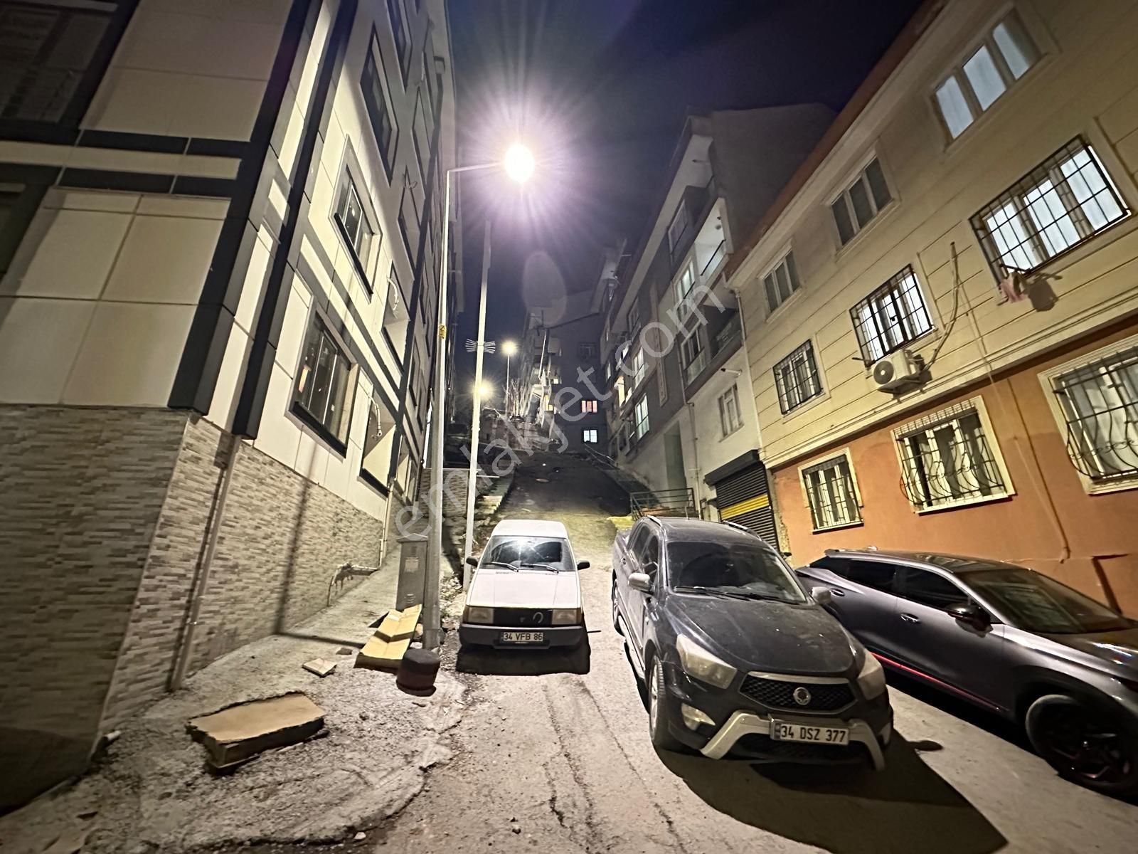 Eyüpsultan Rami Cumada Harika Konumda Satılık 3+1 Arakat Daire - Görsel 32