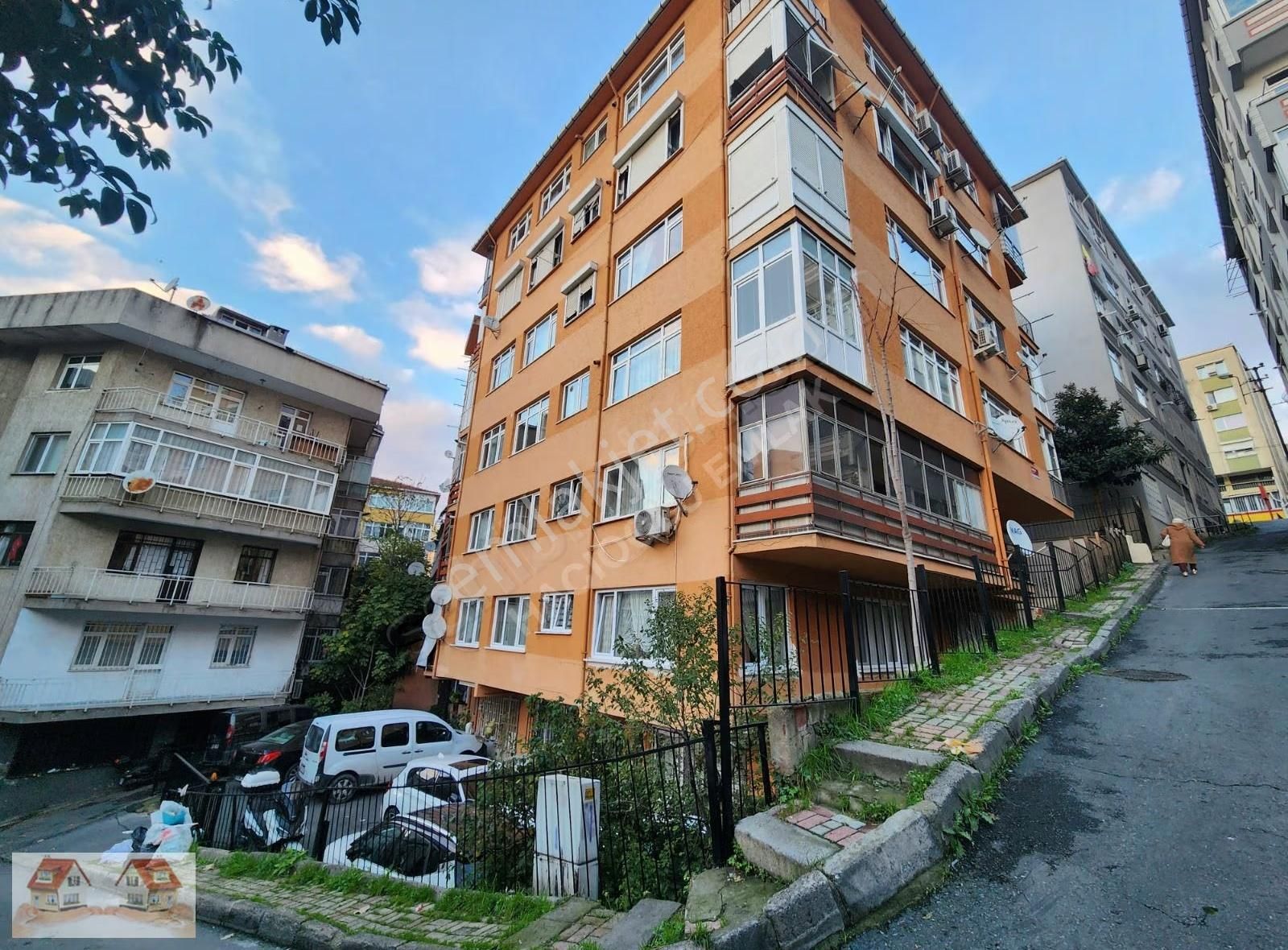 Mecidiyeköy De Otoparklı 2+1 Metro/metrobüse Yakın Merkezi Konum - Görsel 15