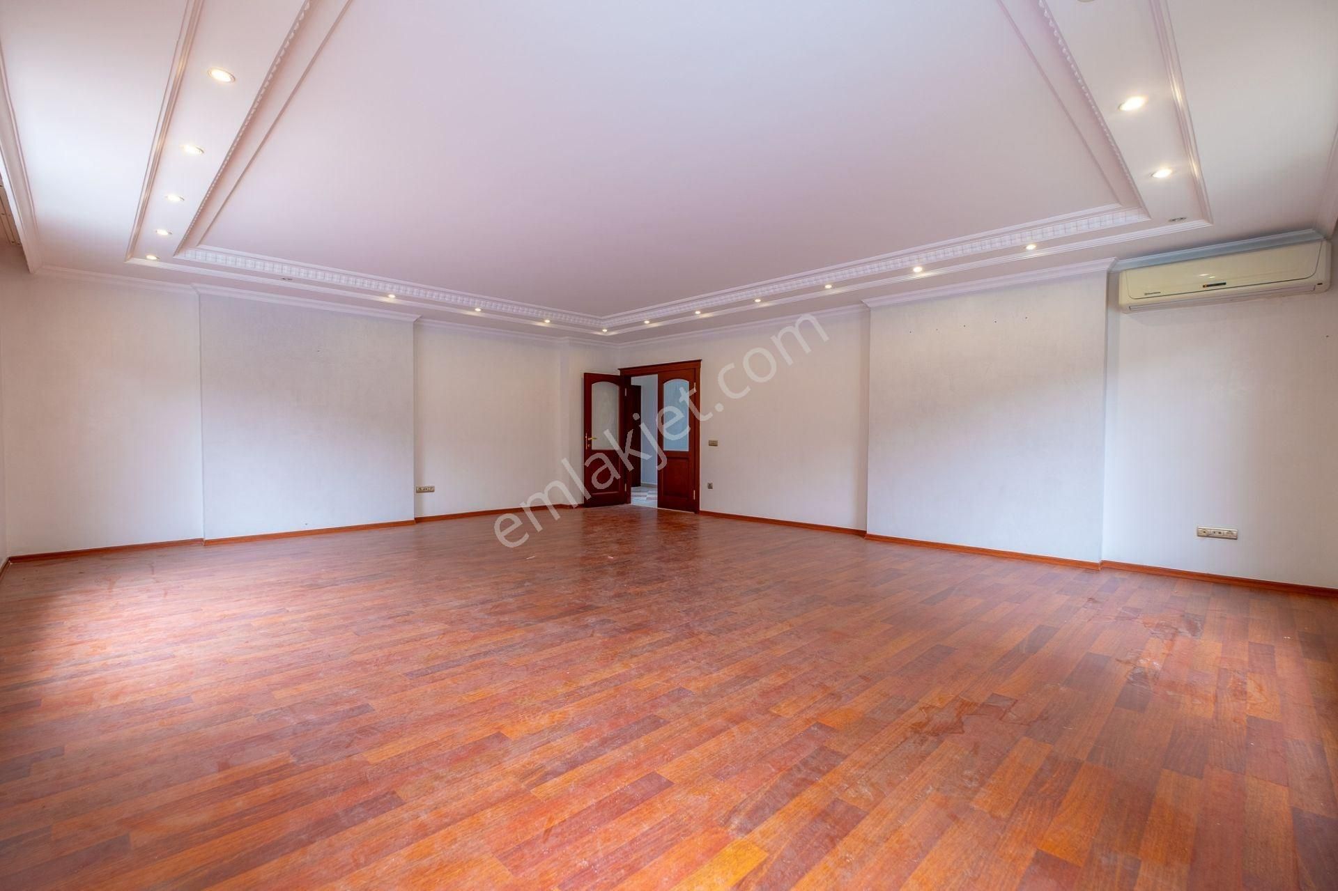 Dağıstan Gayrimenkul Havuzlu Güvenlikli Sitede 4+1 280 M² Daire - Görsel 3