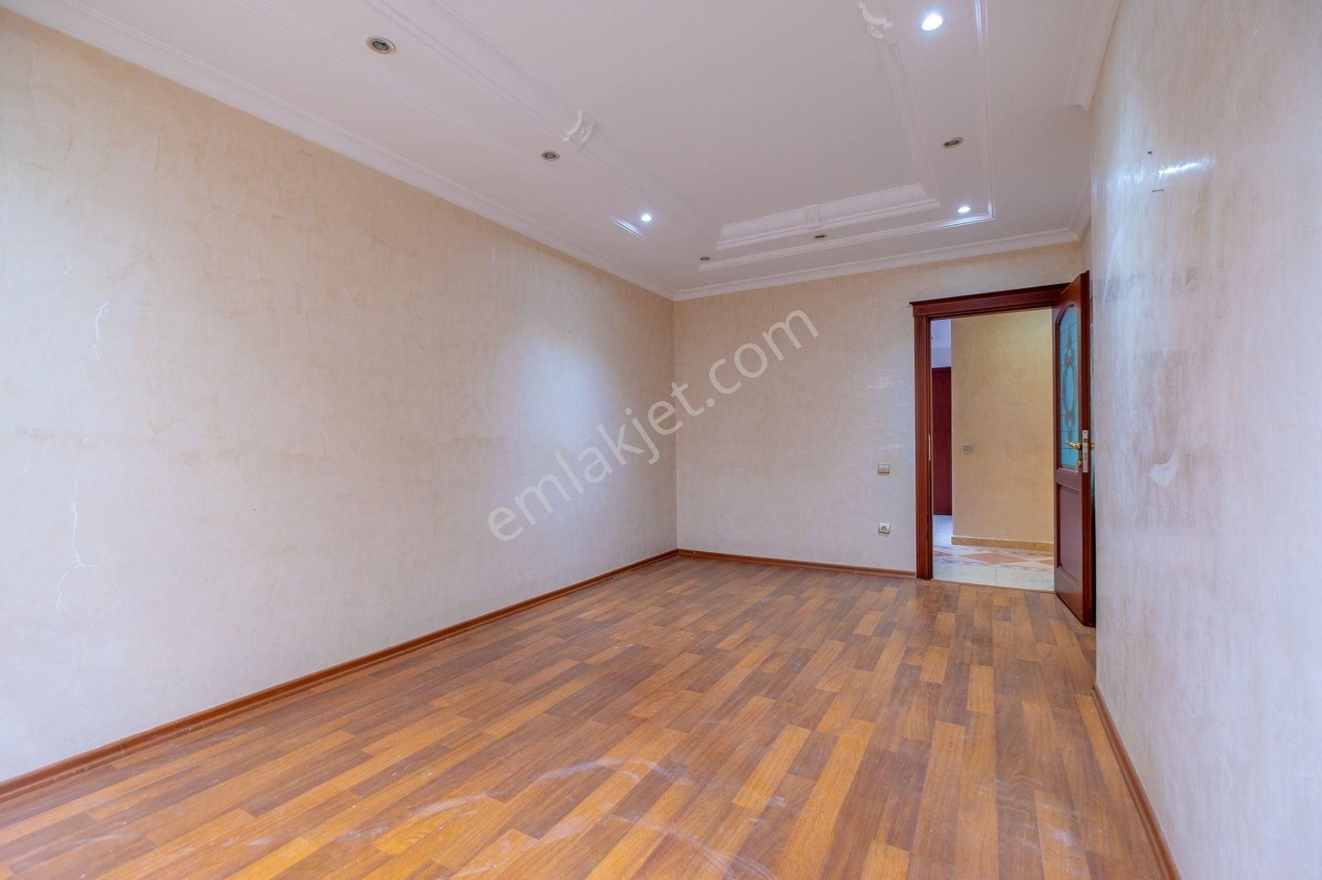Dağıstan Gayrimenkul Havuzlu Güvenlikli Sitede 4+1 280 M² Daire - Görsel 10