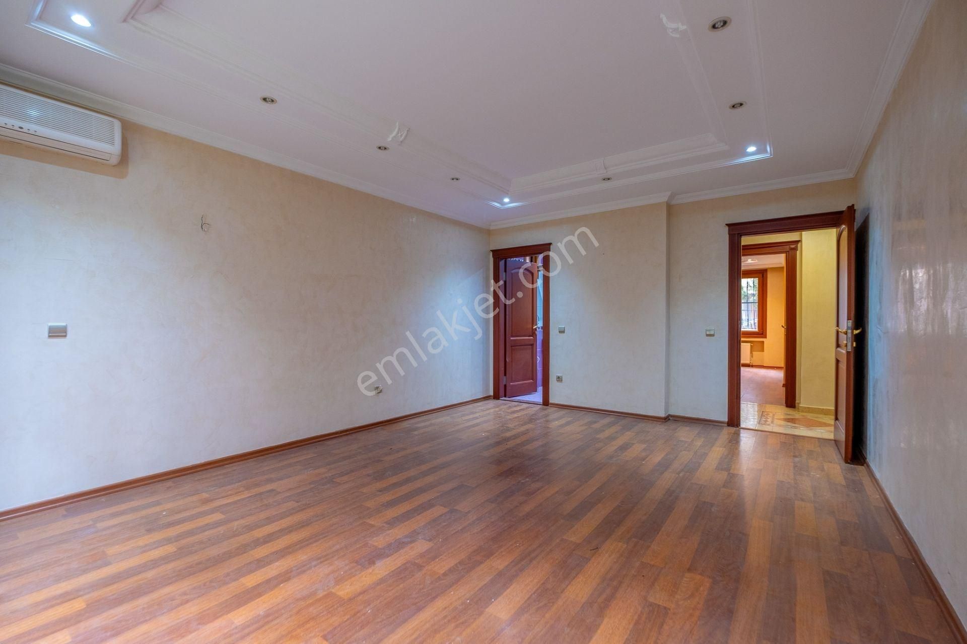 Dağıstan Gayrimenkul Havuzlu Güvenlikli Sitede 4+1 280 M² Daire - Görsel 16