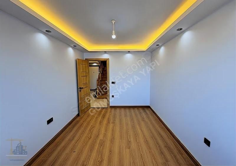 Mahmutbey - Güneşli / 4+2 272 M² / Özelyapım Dublex / Revan Park - Görsel 20