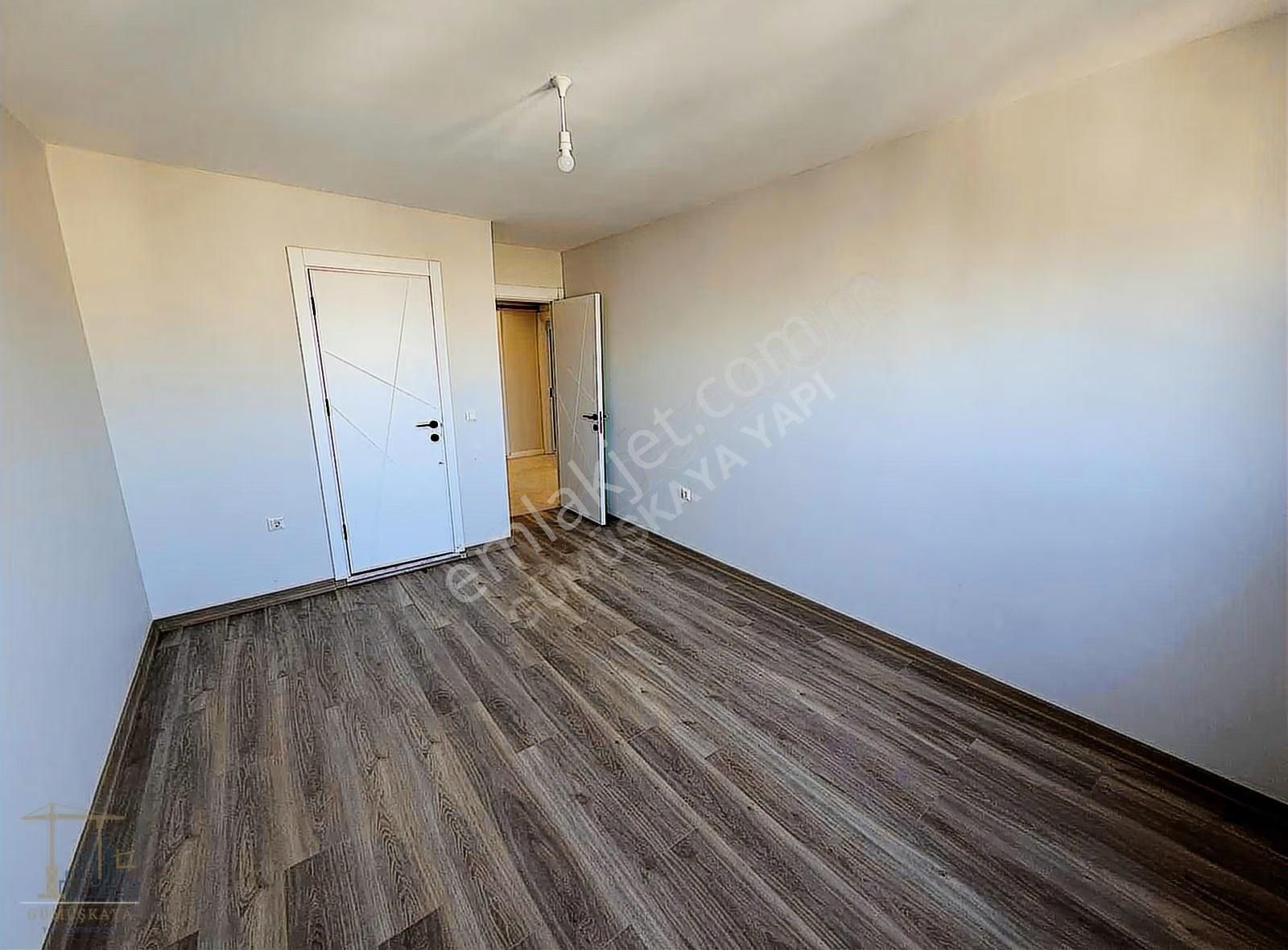 Mahmutbey - Güneşli / 3+2 Kullanışlı Dublex / Revan Park - Görsel 31