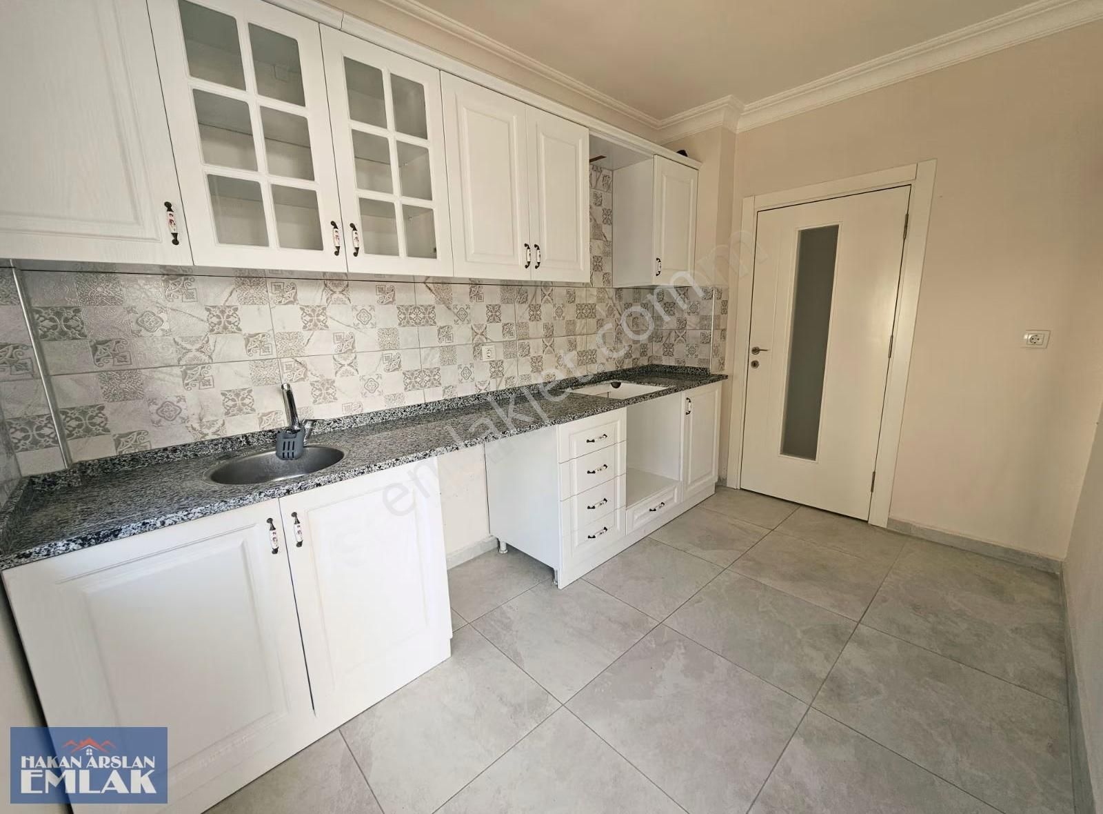 Kütükçü'de 2+1 Kiralık Daire