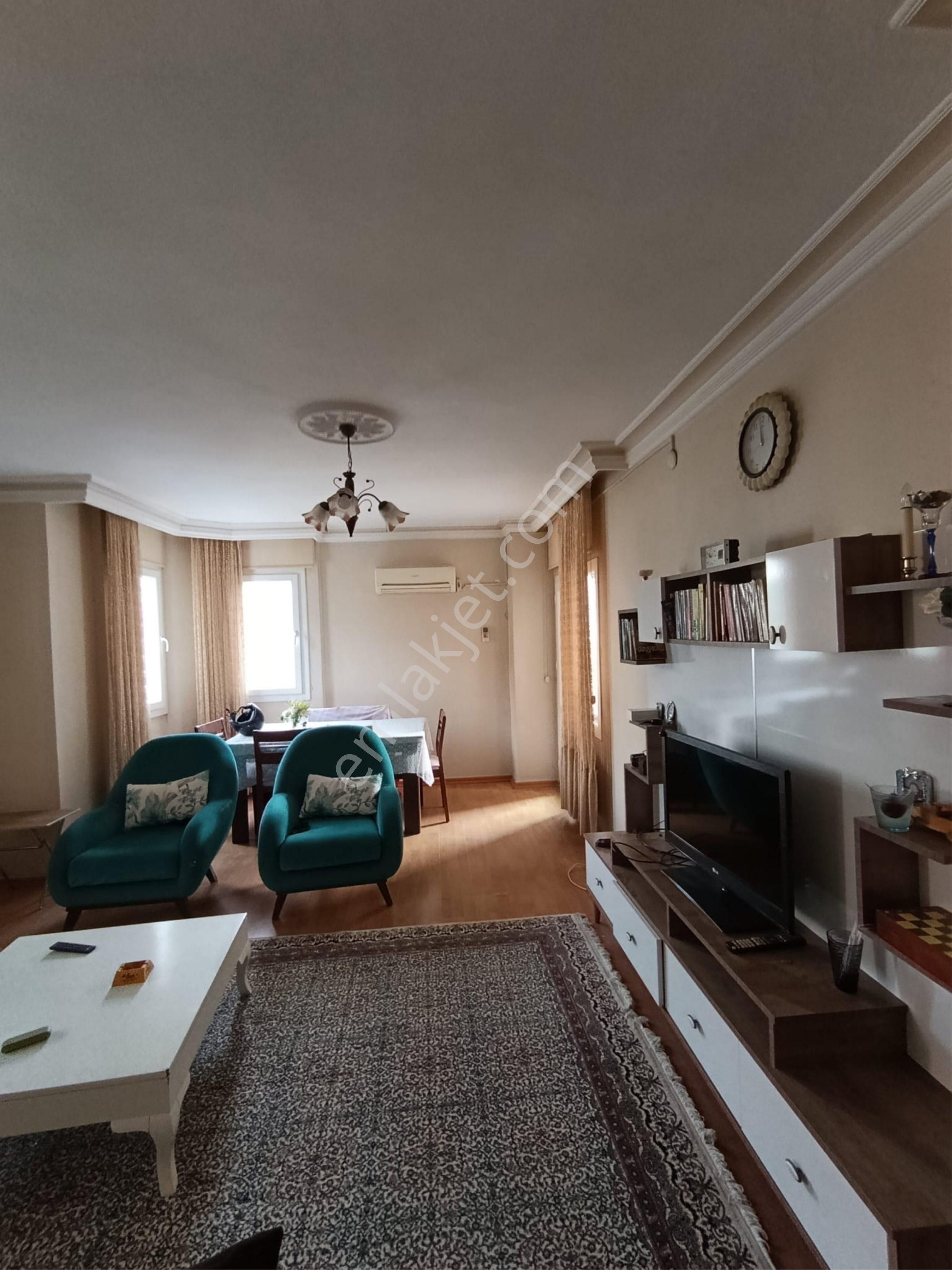 Beyazevler Mahallesinde Site İçerisinde Full Eşyalı 3+1 Kiralık Daire - Görsel 5