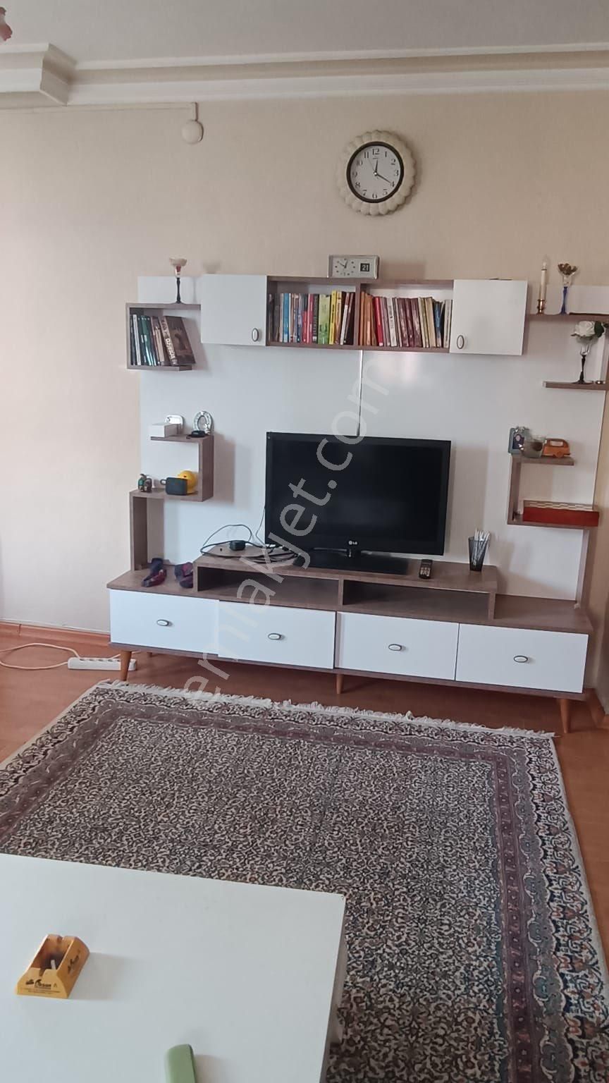 Beyazevler Mahallesinde Site İçerisinde Full Eşyalı 3+1 Kiralık Daire - Görsel 10