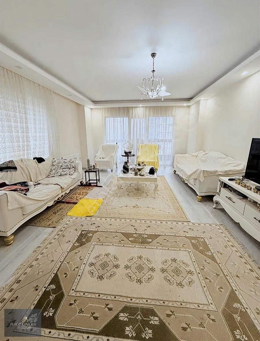 Çerkezköy Avm Bölgesinde 3+1 Site İçinde Ön Cephe Daire