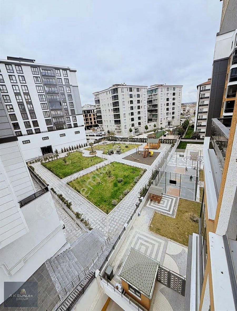 Çerkezköy Narin Caddesinde 4+1 Ön Cephe Site İçi Daire - Görsel 7