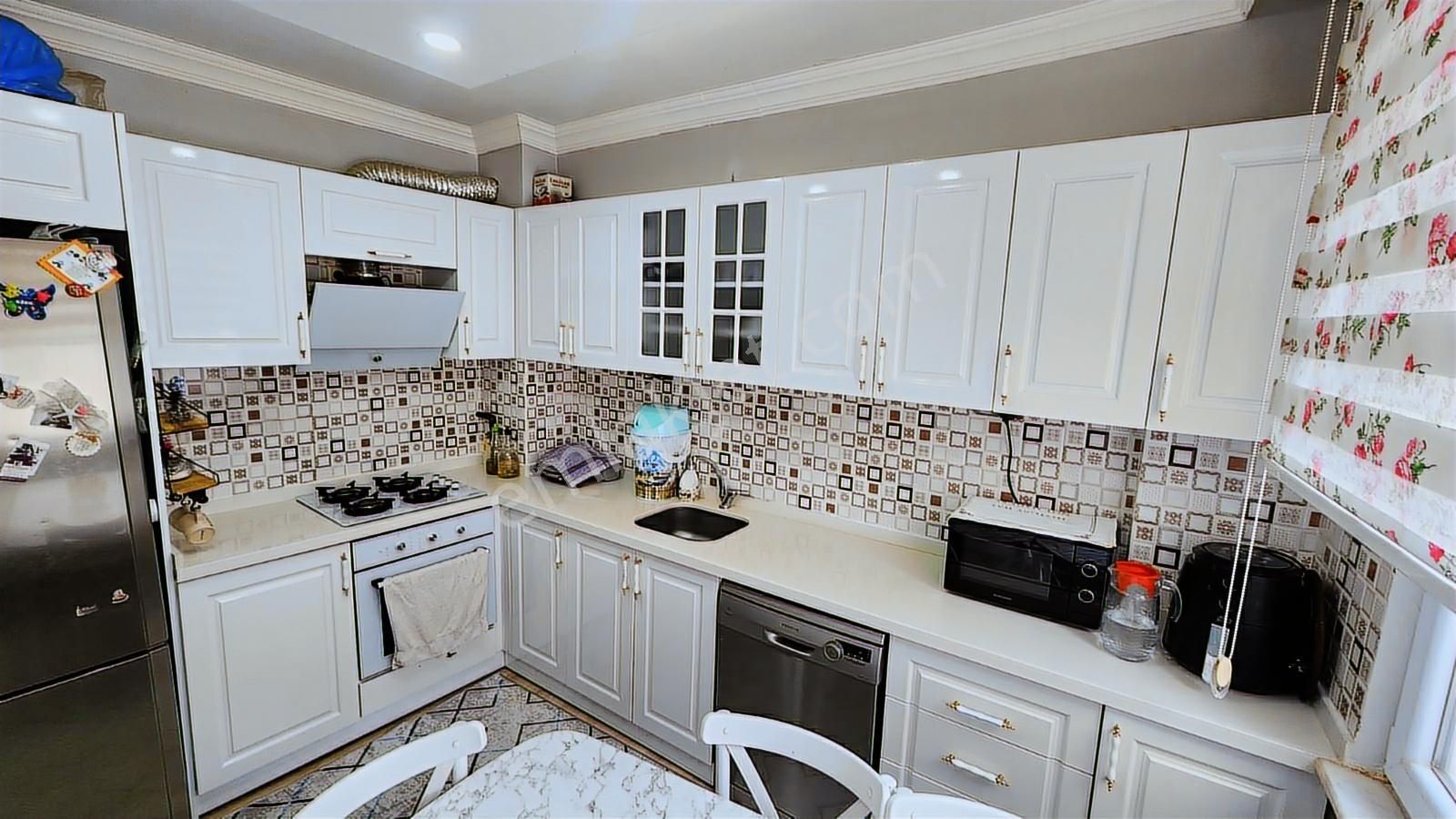 Hg' Den Cadde Üstü, Manzaralı 5+1 Dubleks Daire - Görsel 32