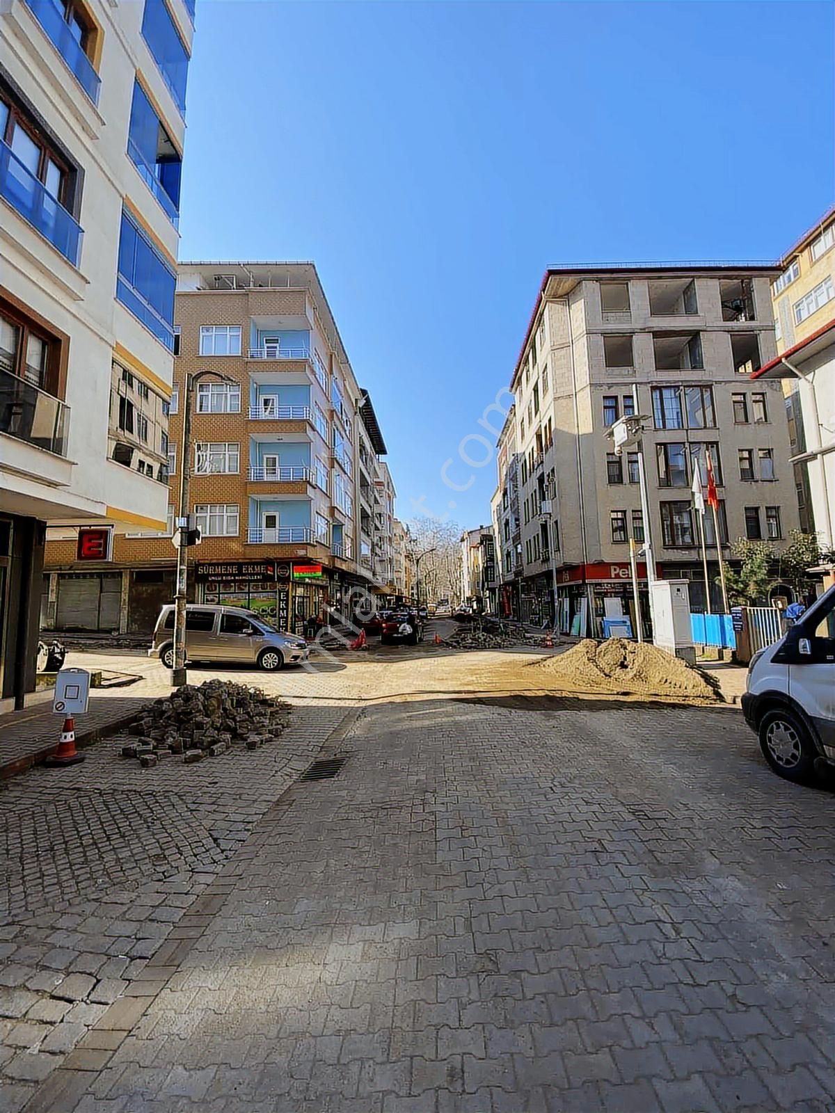 Trabzon Sürmene Orta Mahallede Satılık Tertemiz Daire - Görsel 2