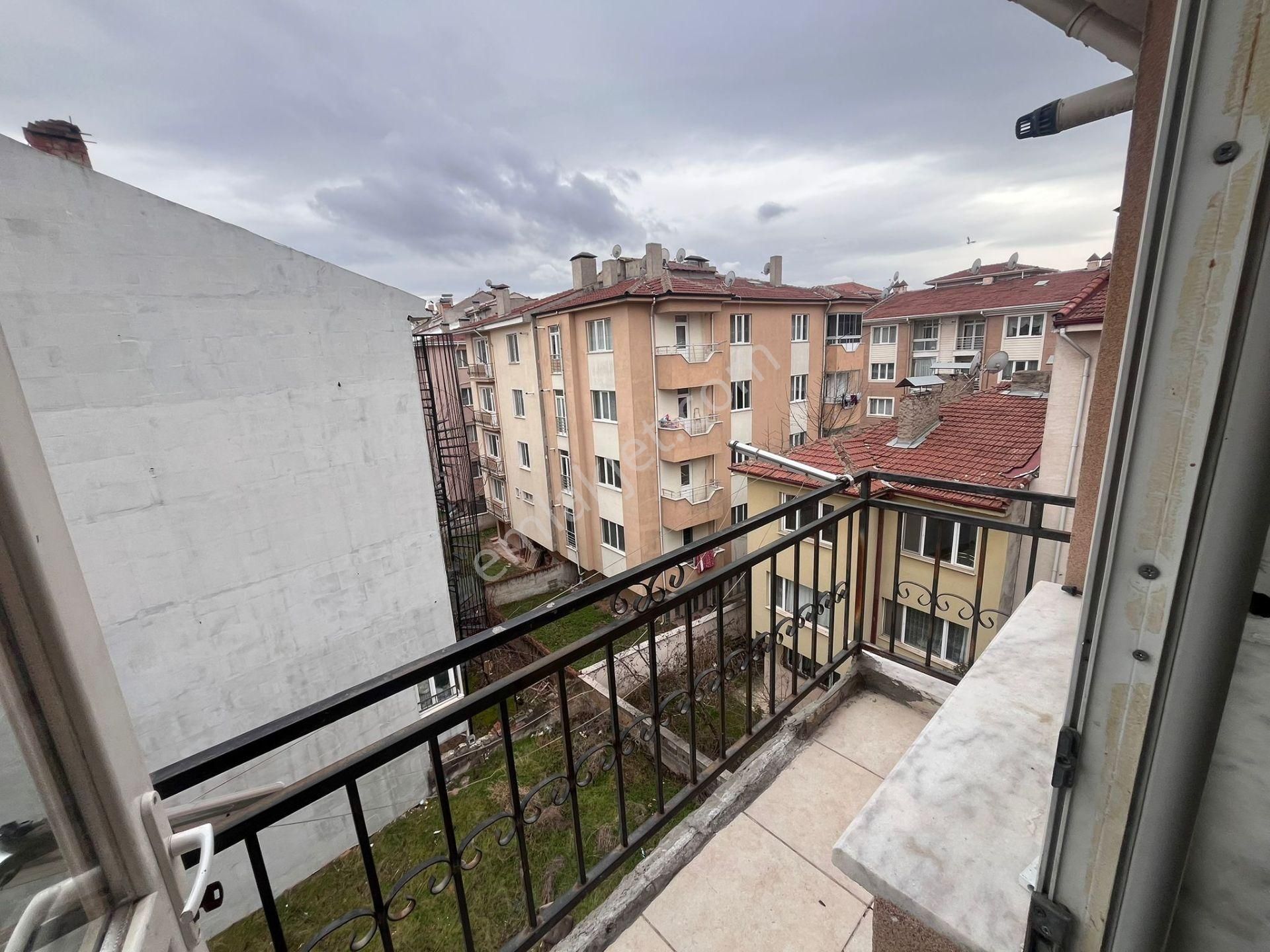 Century21 Vizyon’dan Anadolu Üni. Yakını 1+1 Kiralık Daire - Görsel 13