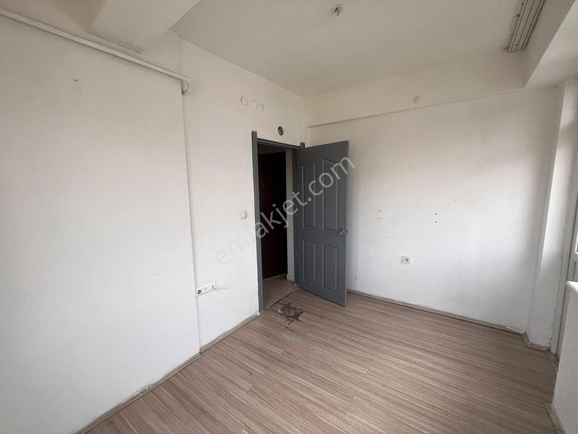 Century21 Vizyon’dan Anadolu Üni. Yakını 1+1 Kiralık Daire - Görsel 2