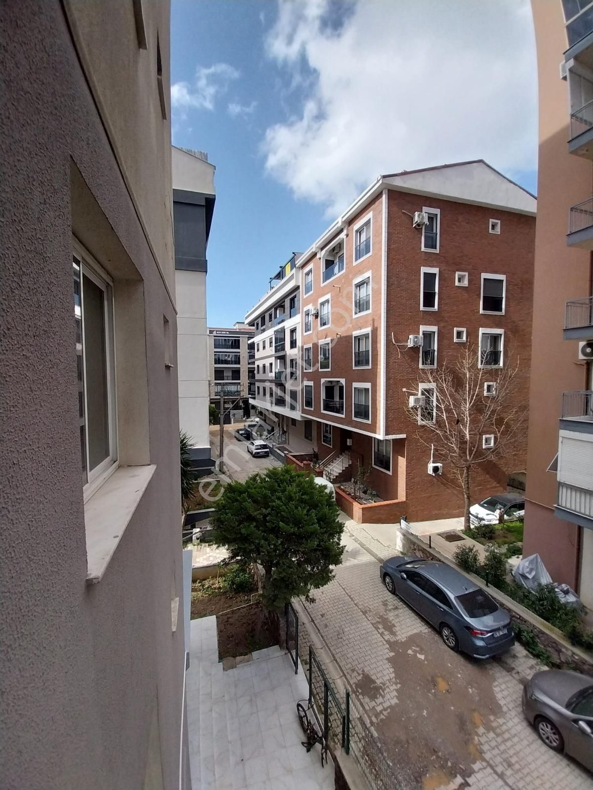 Demirköprü'de Altgeçit Yakını İyi Konumda Satılık 3+1 Daire - Görsel 30