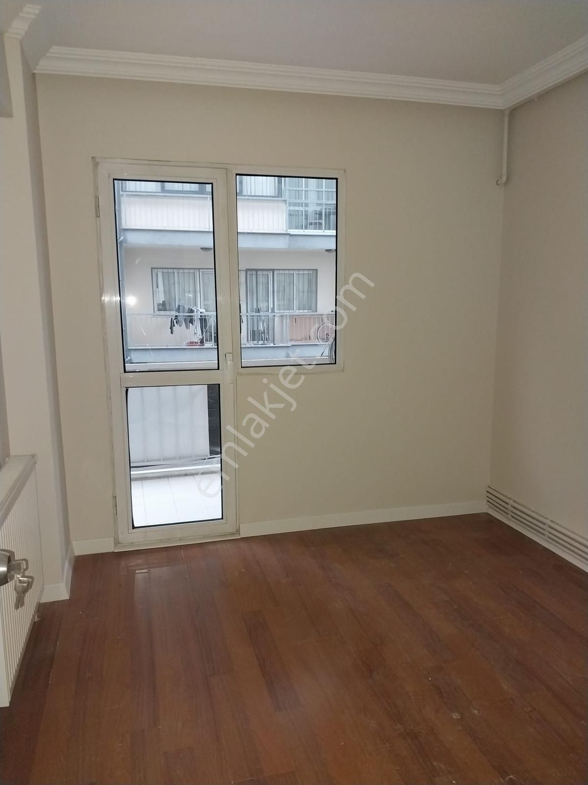 Demirköprü'de Altgeçit Yakını İyi Konumda Satılık 3+1 Daire - Görsel 25