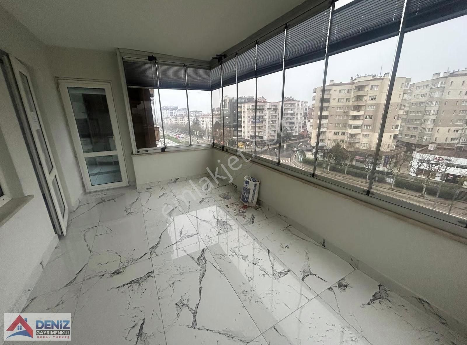 Nilüfer Cumhuriyet Mah Fsm Bul Kiralık 3+1 İşyeri - Görsel 4