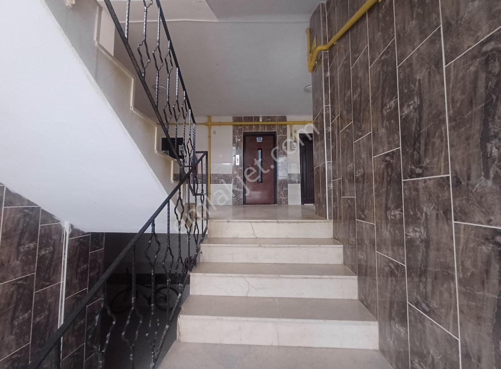 Kafkas Emlak Dan Atakum Site İçersin De Satılık Daire - Görsel 3