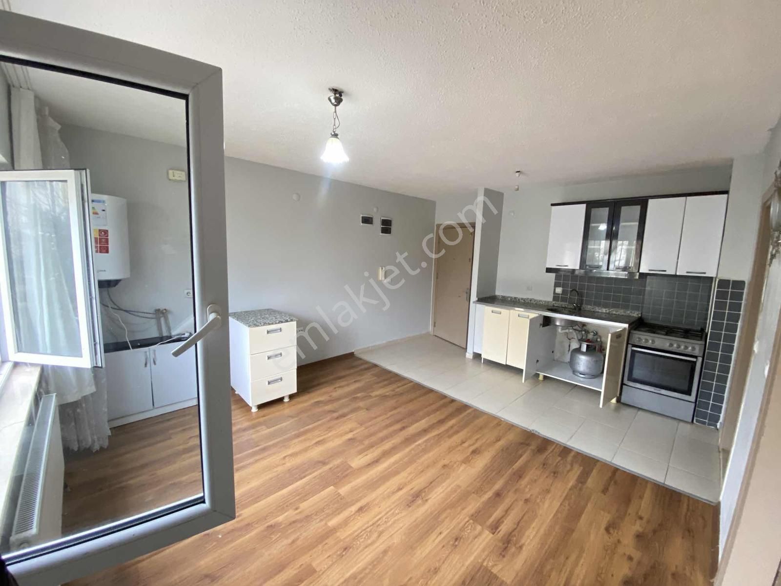 New Life'den Kiralık Wins Town Avm Yanı Eşyasız 1+1 Daire