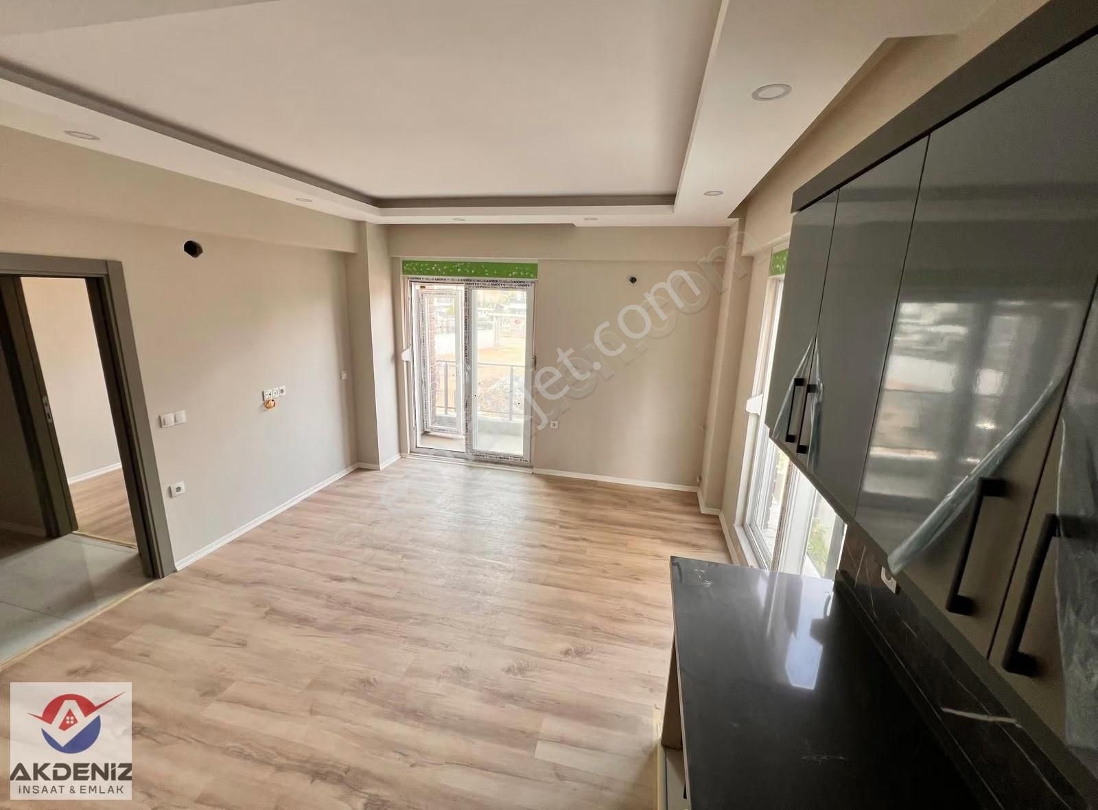 Kızıltoprak Satılık Sıfır Oturama Hazır Katta 2+1 Kalan Son Daır