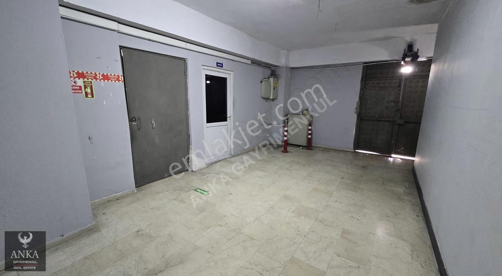 Avcılar ! Tahtakale Mah. Cadde Üstü 1.550m2 Kiralık İmalathane - Görsel 8