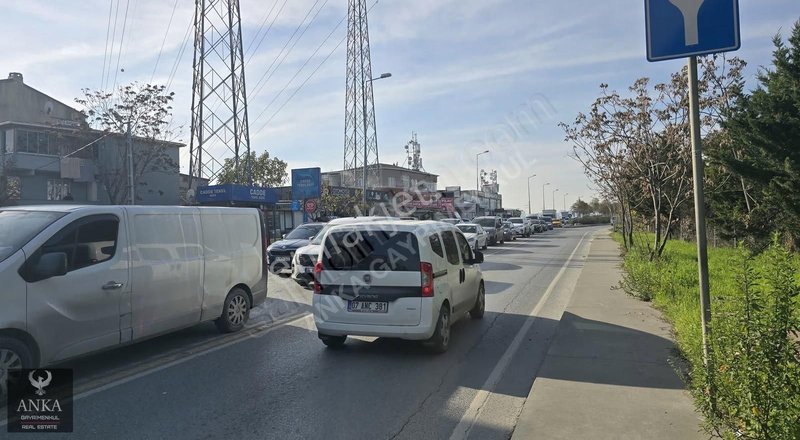 Avcılar ! Tahtakale Mah. Cadde Üstü 1.550m2 Kiralık İmalathane - Görsel 3