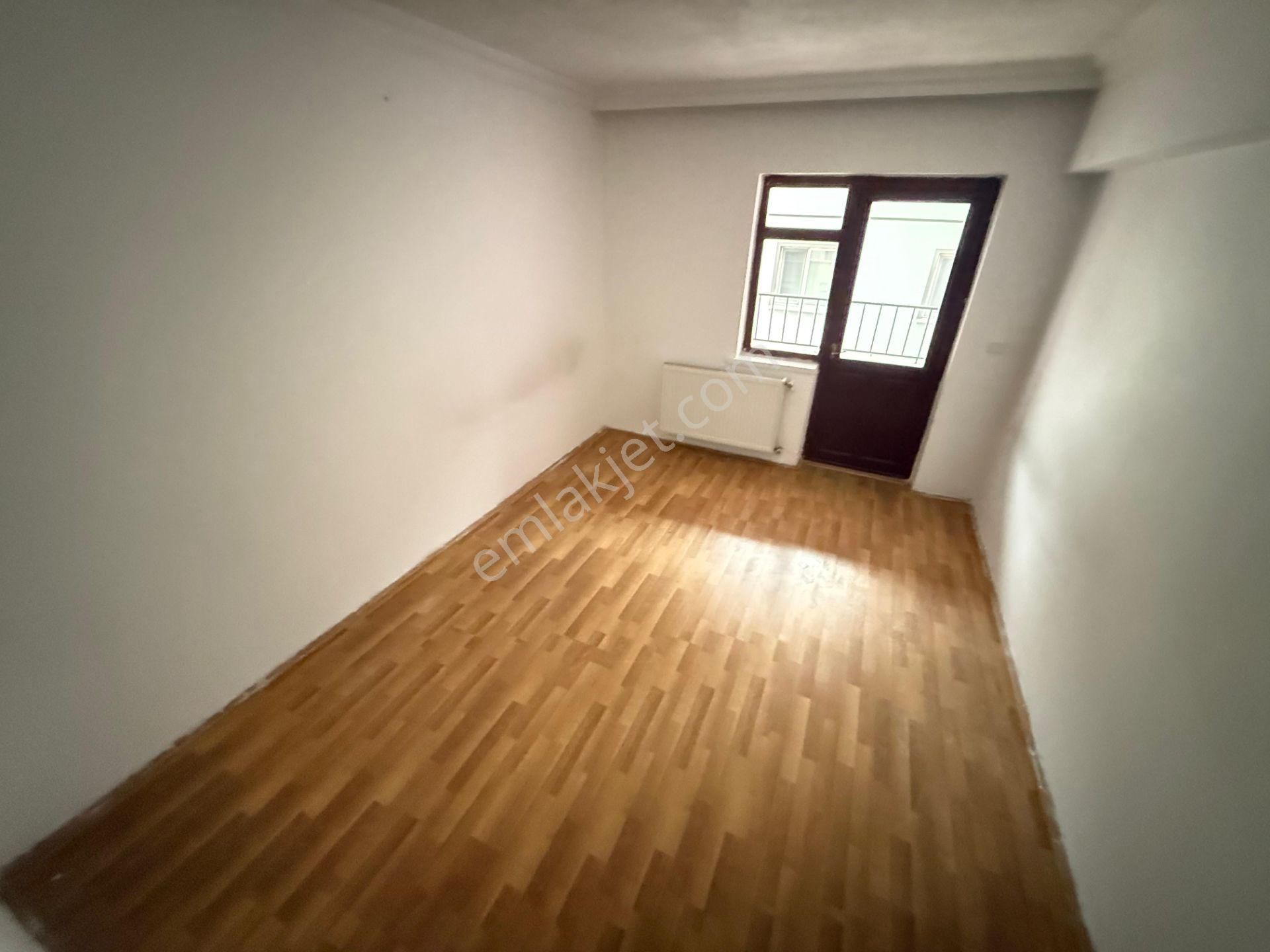 Keçiörende 3+1 Merkezi Konumda Orta Katta Geniş Yapılı Satılık Daire - Görsel 21