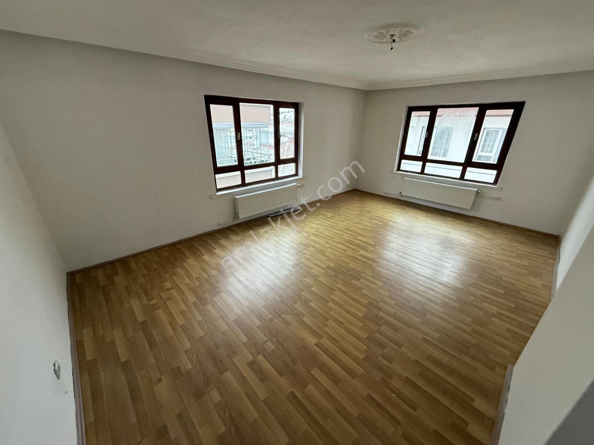 Keçiörende 3+1 Merkezi Konumda Orta Katta Geniş Yapılı Satılık Daire - Görsel 8