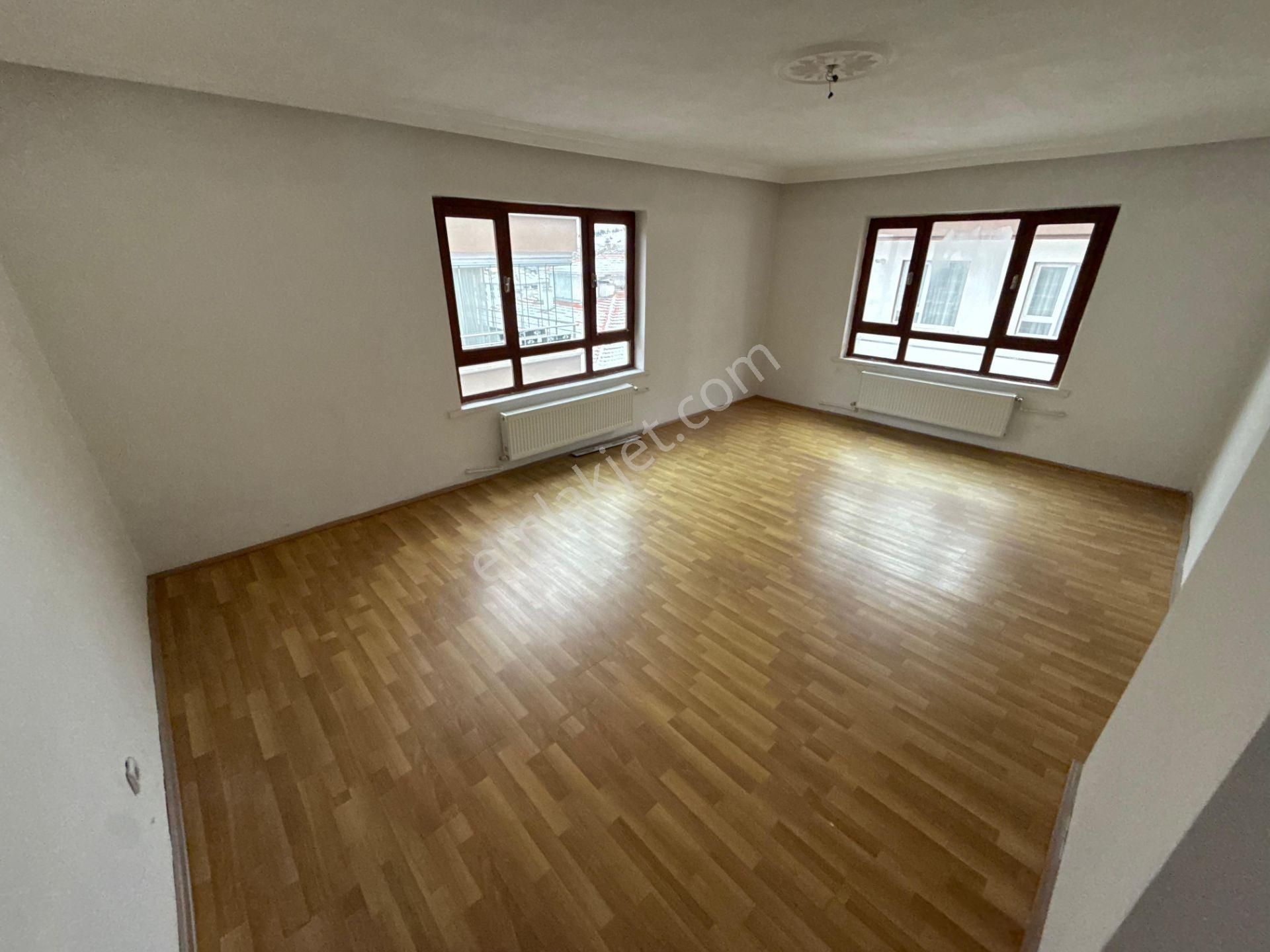 Keçiörende 3+1 Merkezi Konumda Orta Katta Geniş Yapılı Satılık Daire - Görsel 6