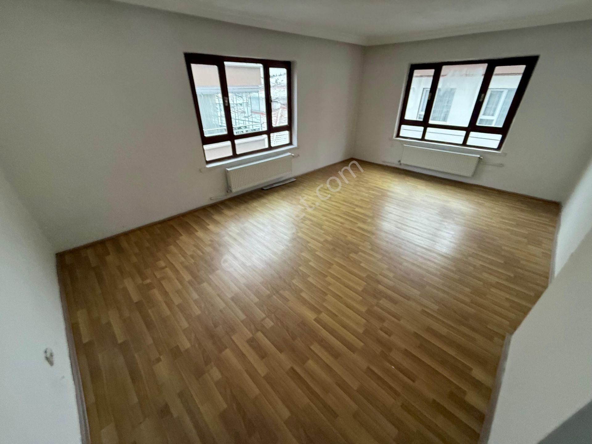 Keçiörende 3+1 Merkezi Konumda Orta Katta Geniş Yapılı Satılık Daire - Görsel 9