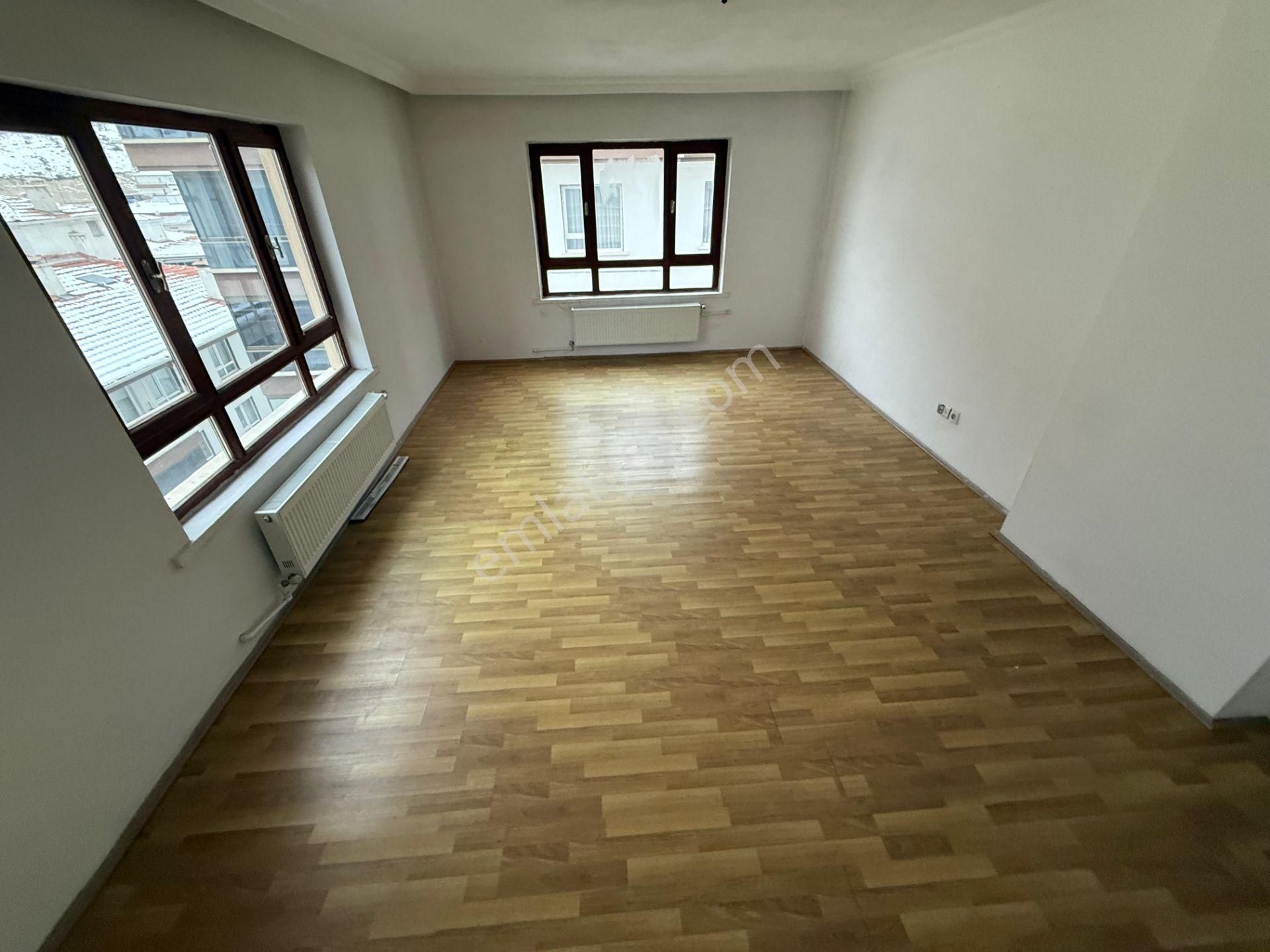 Keçiörende 3+1 Merkezi Konumda Orta Katta Geniş Yapılı Satılık Daire - Görsel 11