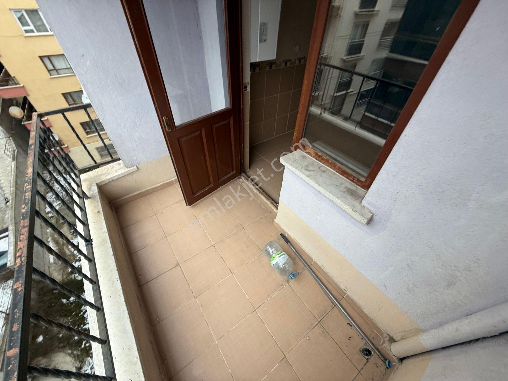 Keçiörende 3+1 Merkezi Konumda Orta Katta Geniş Yapılı Satılık Daire - Görsel 14