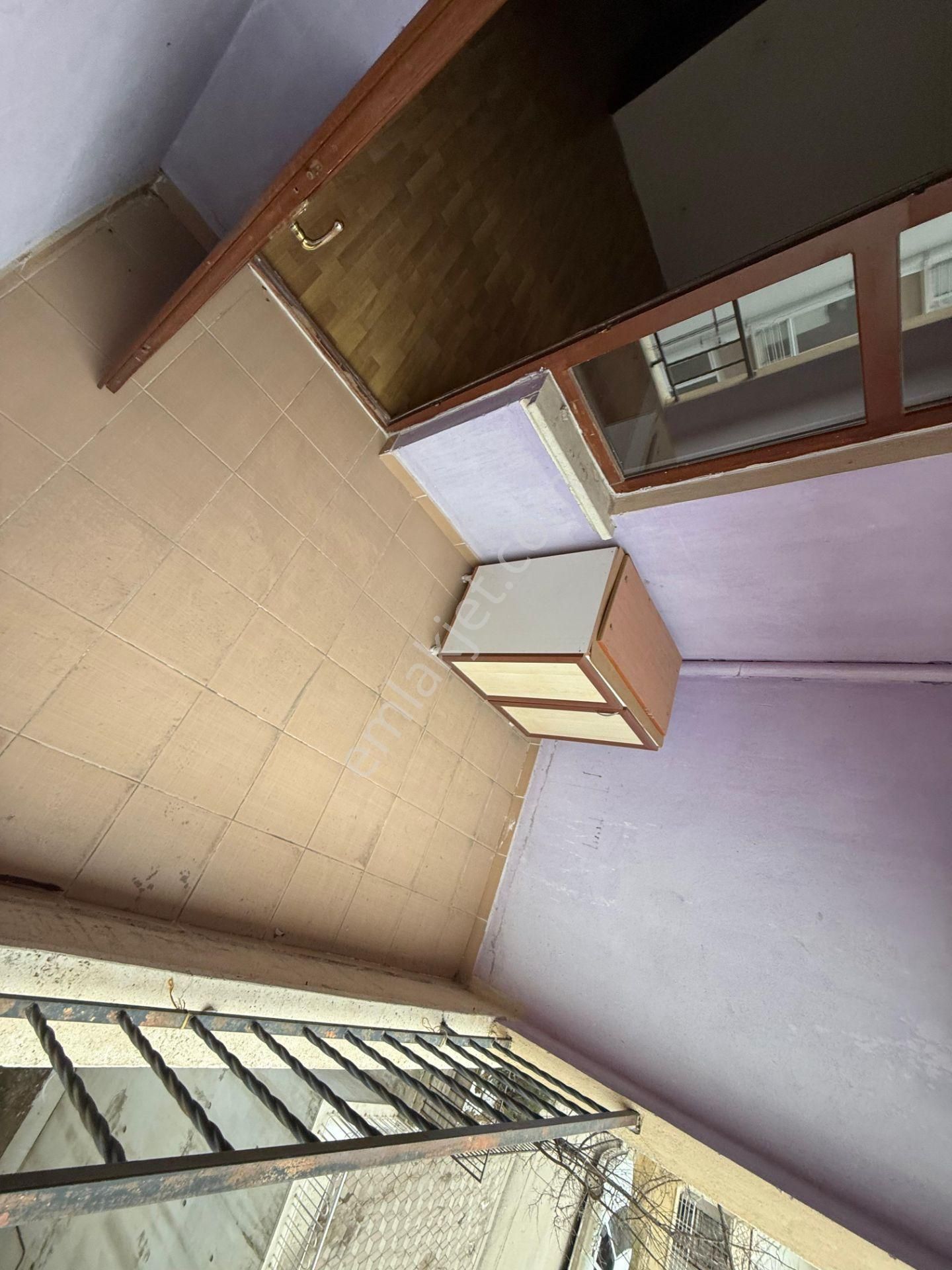 Keçiörende 3+1 Merkezi Konumda Orta Katta Geniş Yapılı Satılık Daire - Görsel 27