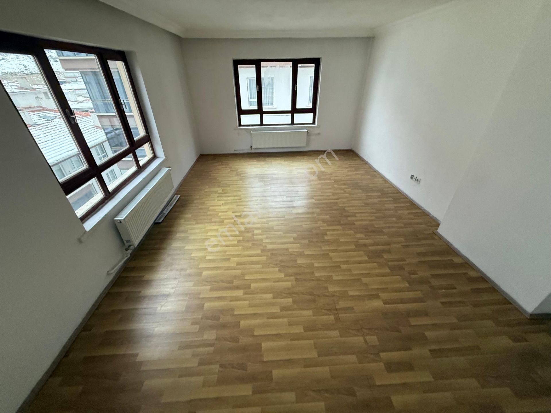 Keçiörende 3+1 Merkezi Konumda Orta Katta Geniş Yapılı Satılık Daire - Görsel 5