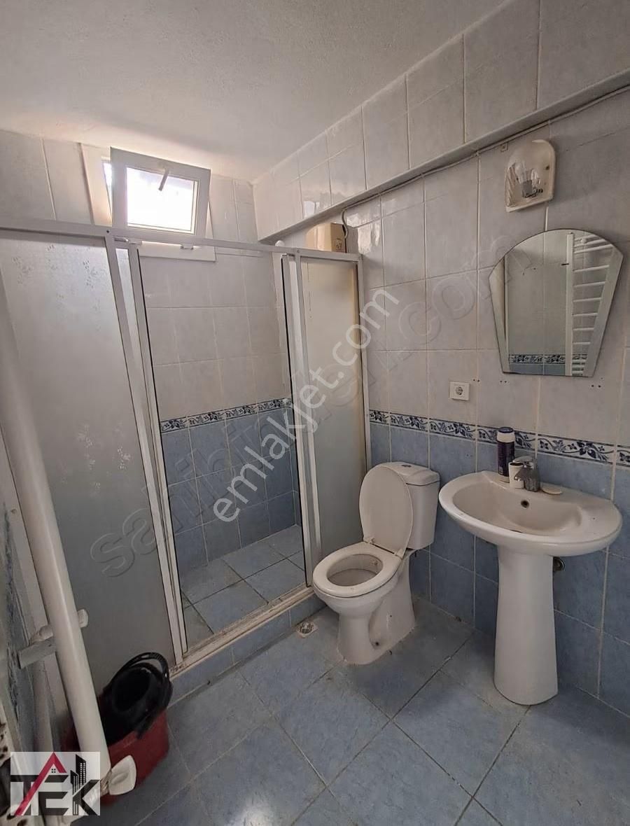 Çay Mahalle Merkezde Doğalgazlı 2+1 Kiralık