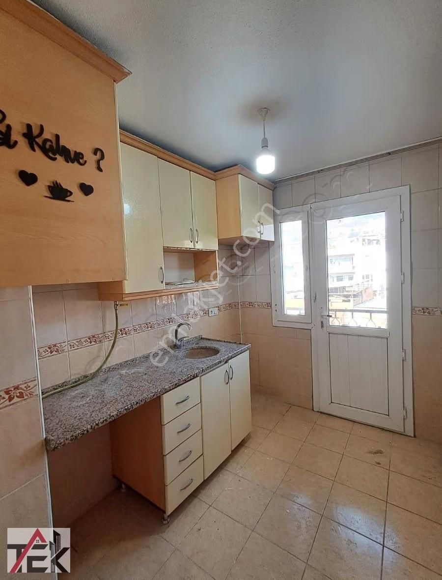 Çay Mahalle Merkezde Doğalgazlı 2+1 Kiralık - Görsel 5